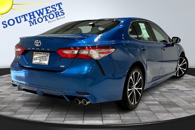 2018 Toyota Camry SE