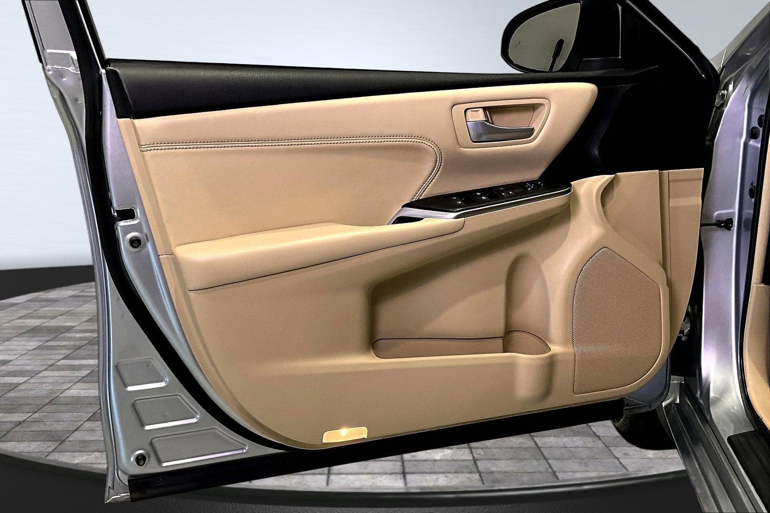 2016 Toyota Camry XLE