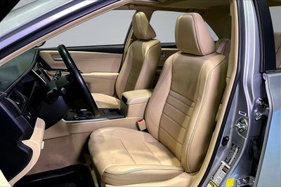 2016 Toyota Camry XLE