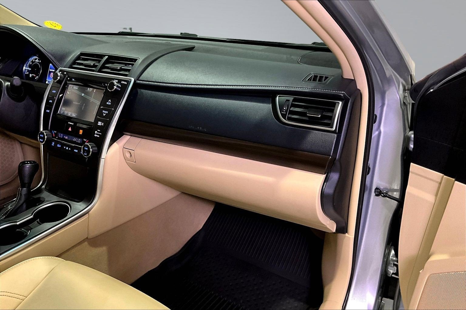 2016 Toyota Camry XLE