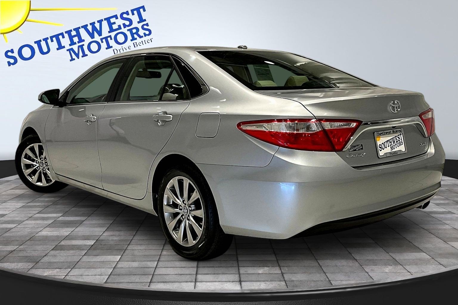 2016 Toyota Camry XLE