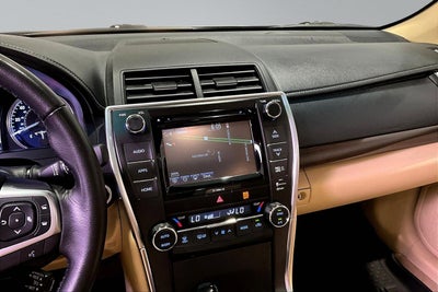 2016 Toyota Camry XLE