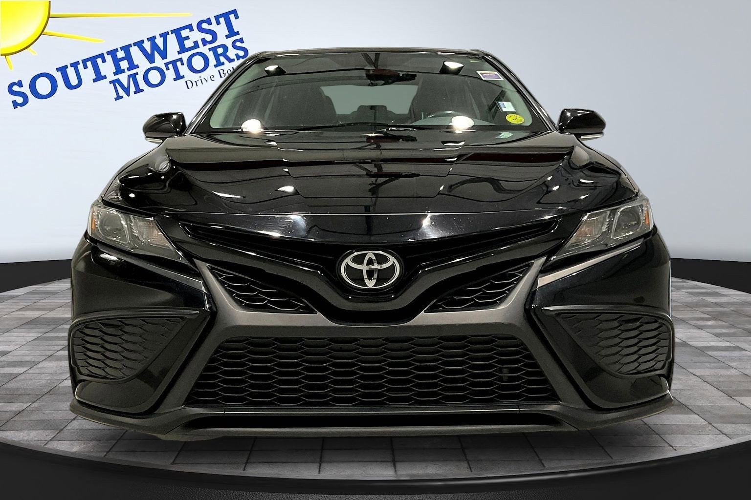 2023 Toyota Camry SE Nightshade