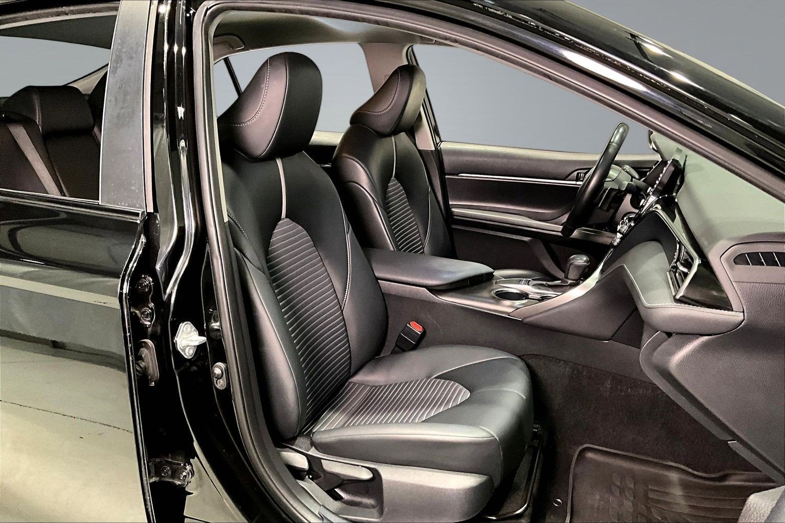 2023 Toyota Camry SE Nightshade