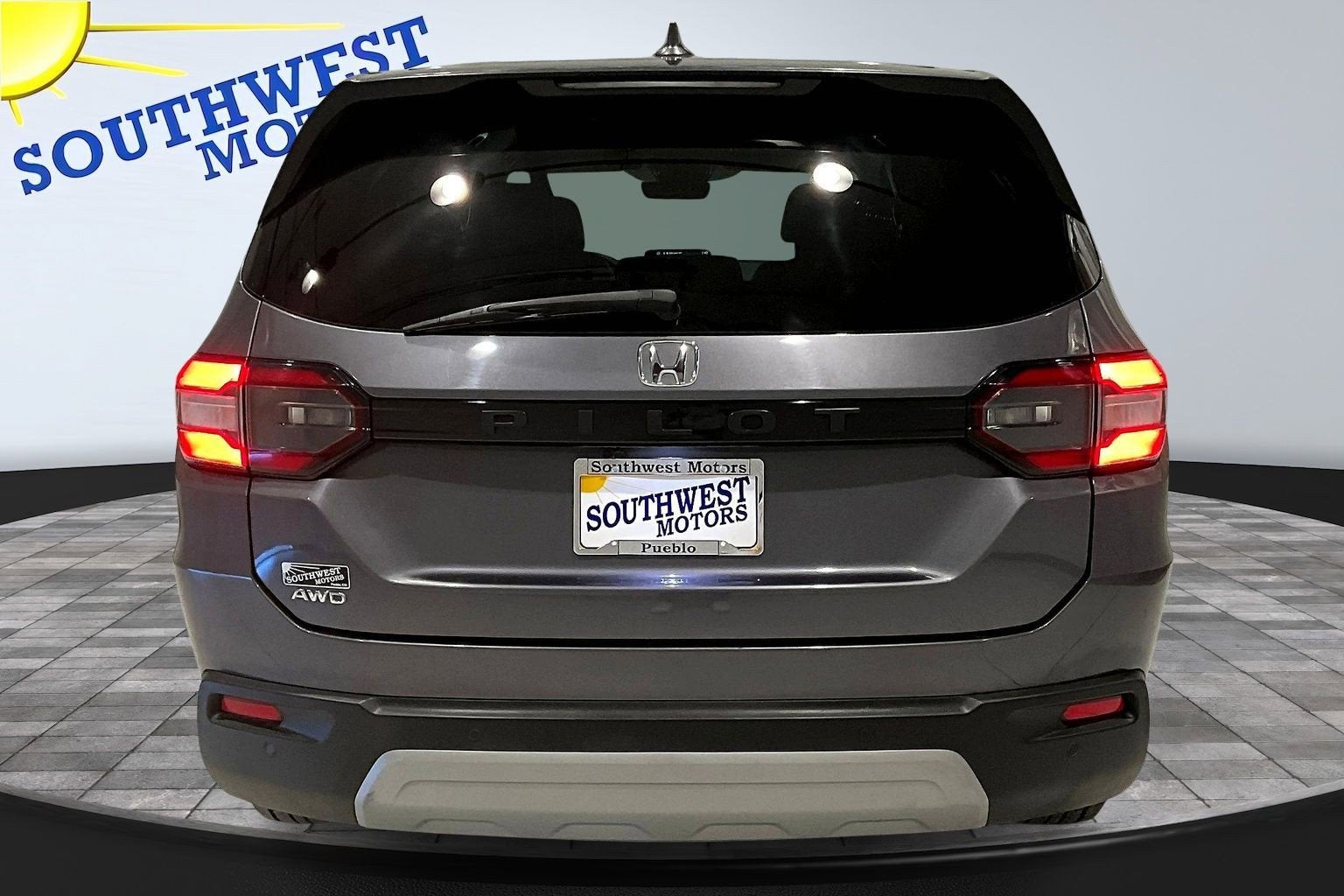 2023 Honda Pilot EX-L 8 Passenger