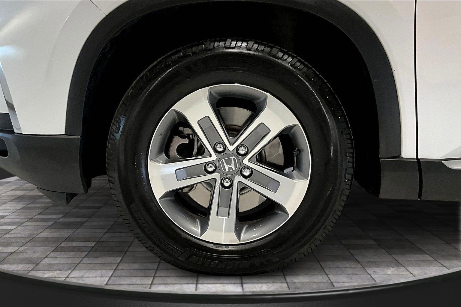 2023 Honda Pilot EX-L 7 Passenger