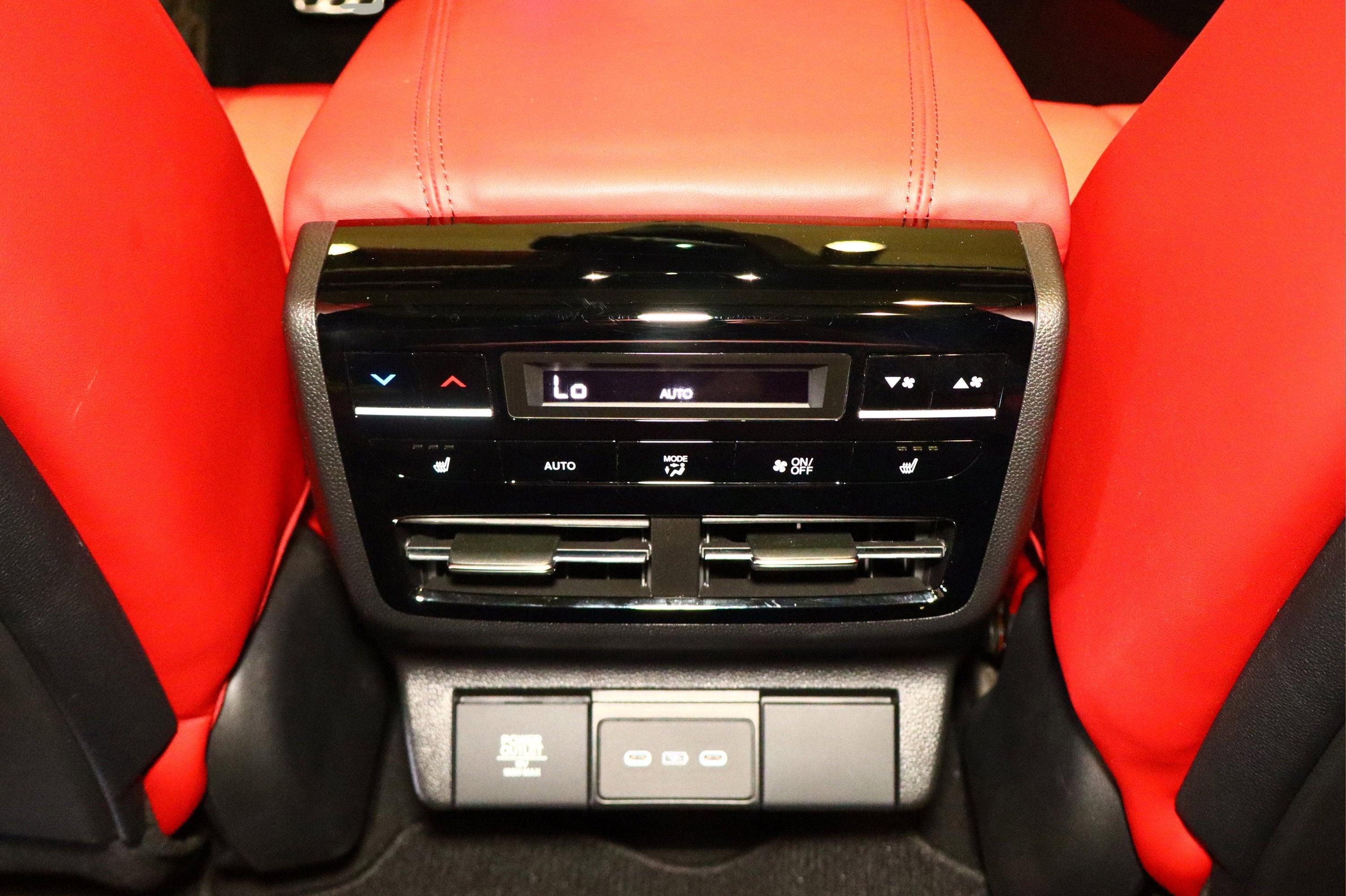 2025 Acura MDX w/A-Spec Advance Package