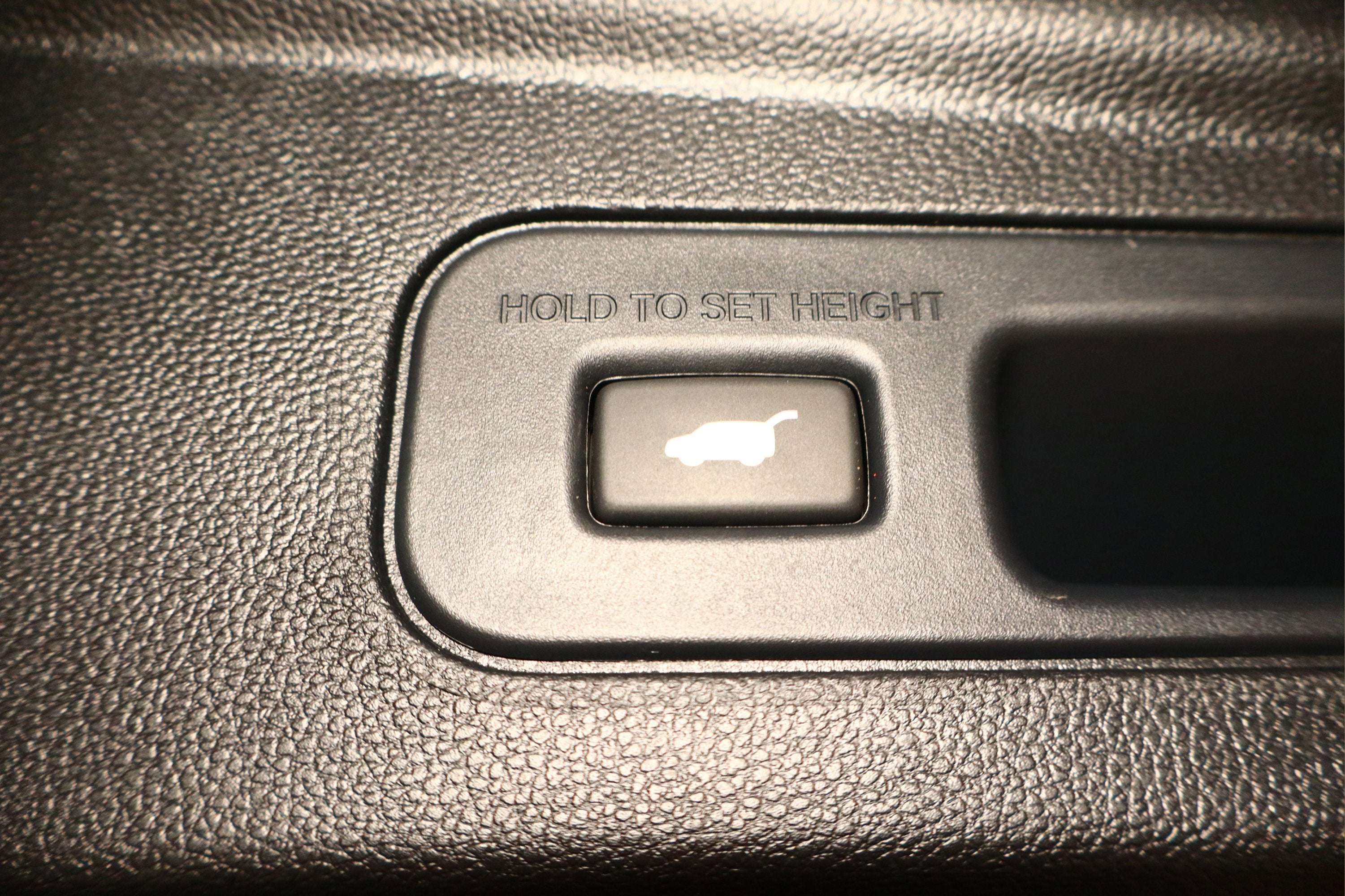 2025 Acura MDX w/A-Spec Advance Package