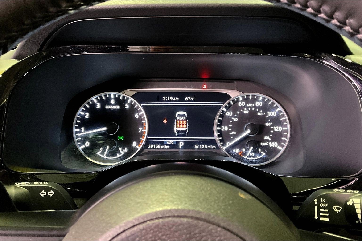 2024 Nissan Pathfinder SV