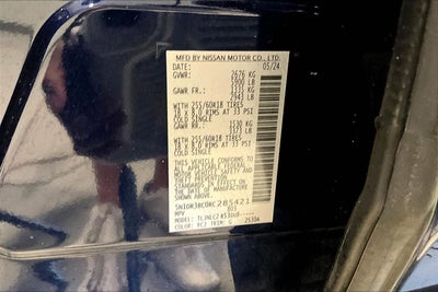 2024 Nissan Pathfinder SV