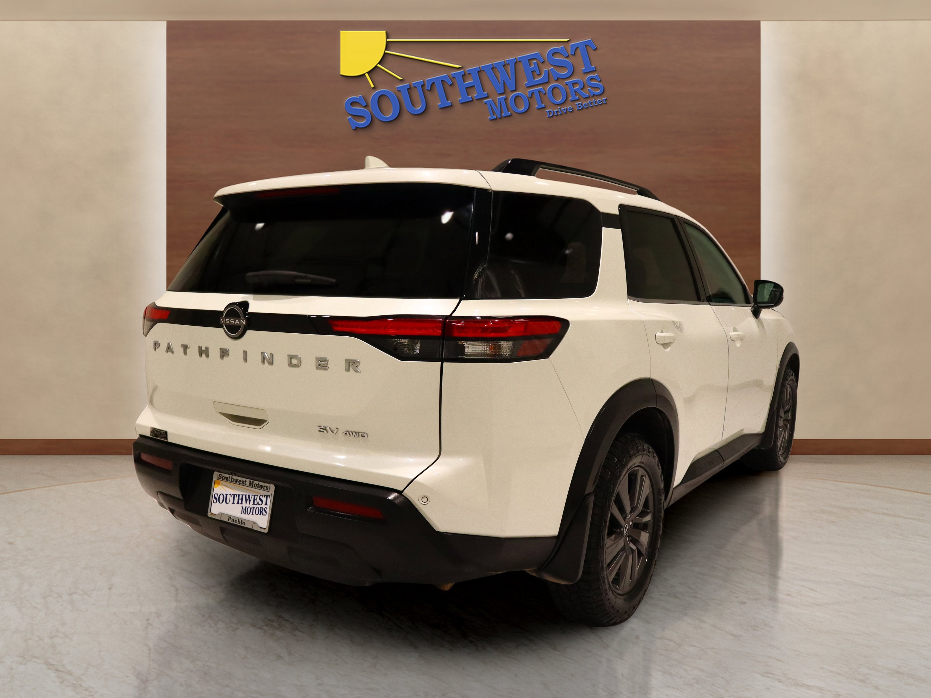 2022 Nissan Pathfinder SV