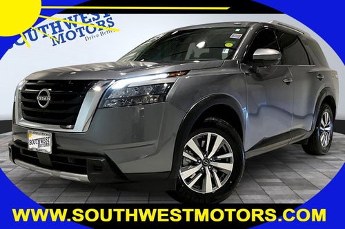 2025 Nissan Pathfinder SL