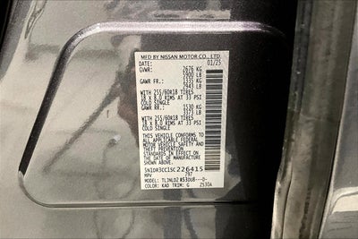 2025 Nissan Pathfinder SL