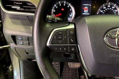 2021 Toyota Highlander LE