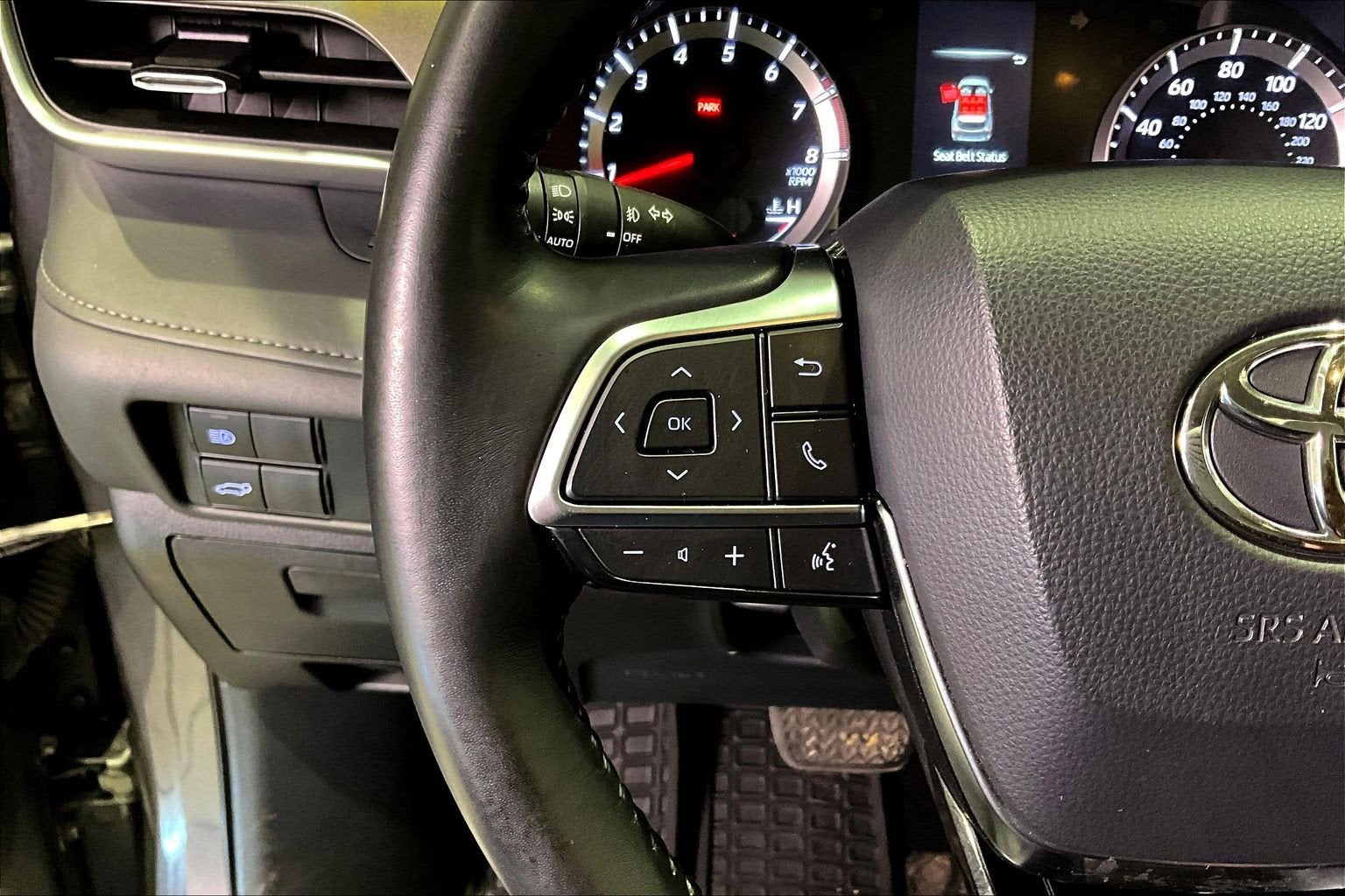 2021 Toyota Highlander LE