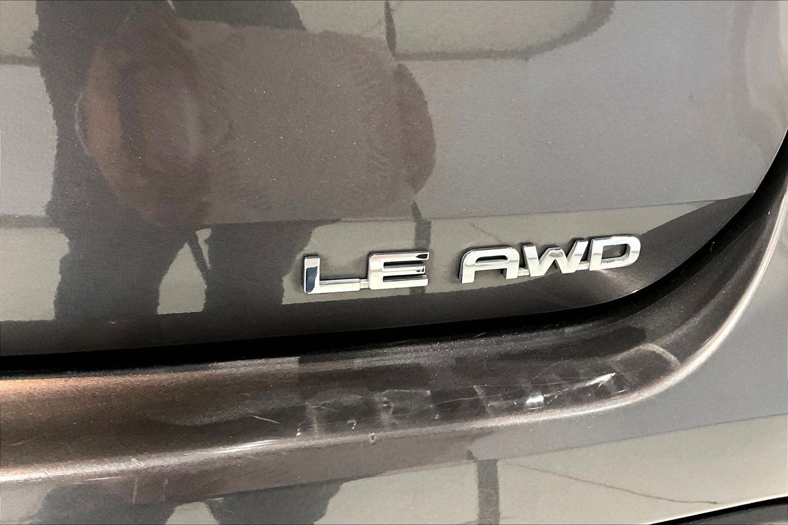 2021 Toyota Highlander LE