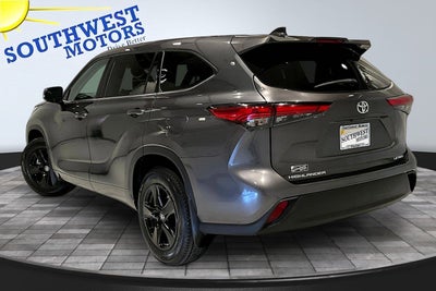2021 Toyota Highlander LE