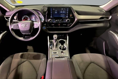 2021 Toyota Highlander LE