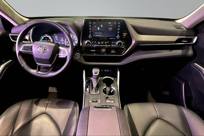 2022 Toyota Highlander Hybrid XLE