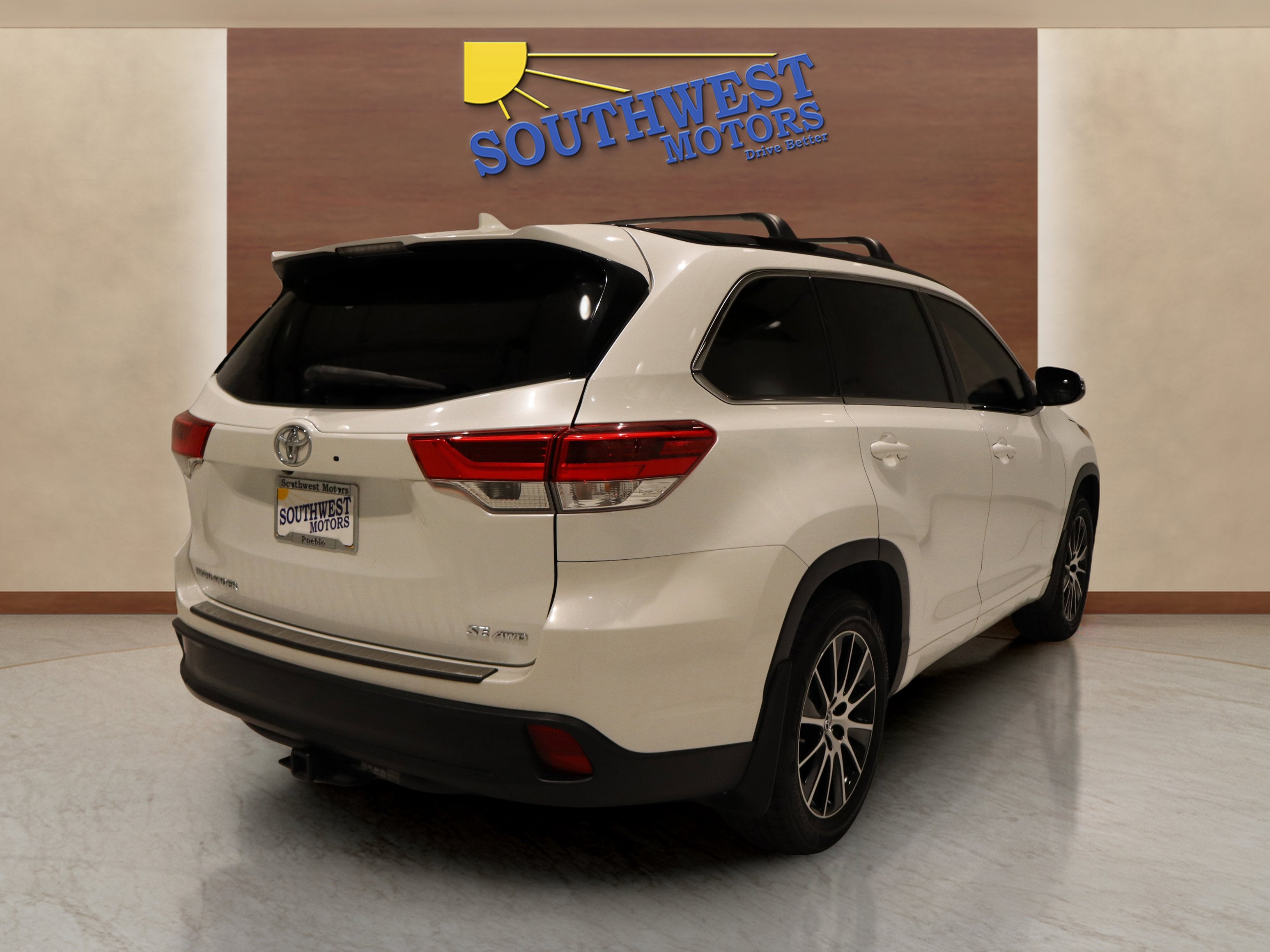 2017 Toyota Highlander SE