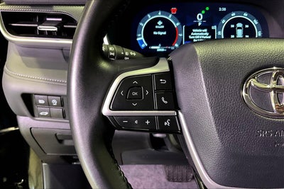 2025 Toyota Highlander XSE