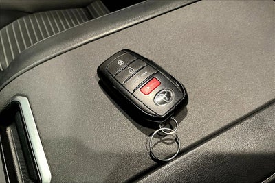 2025 Toyota Highlander XSE