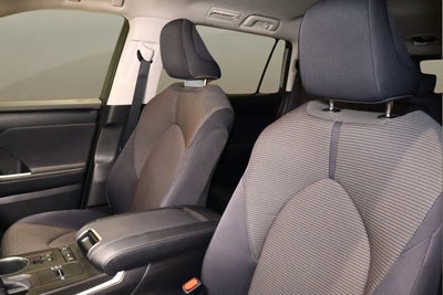 2020 Toyota Highlander LE