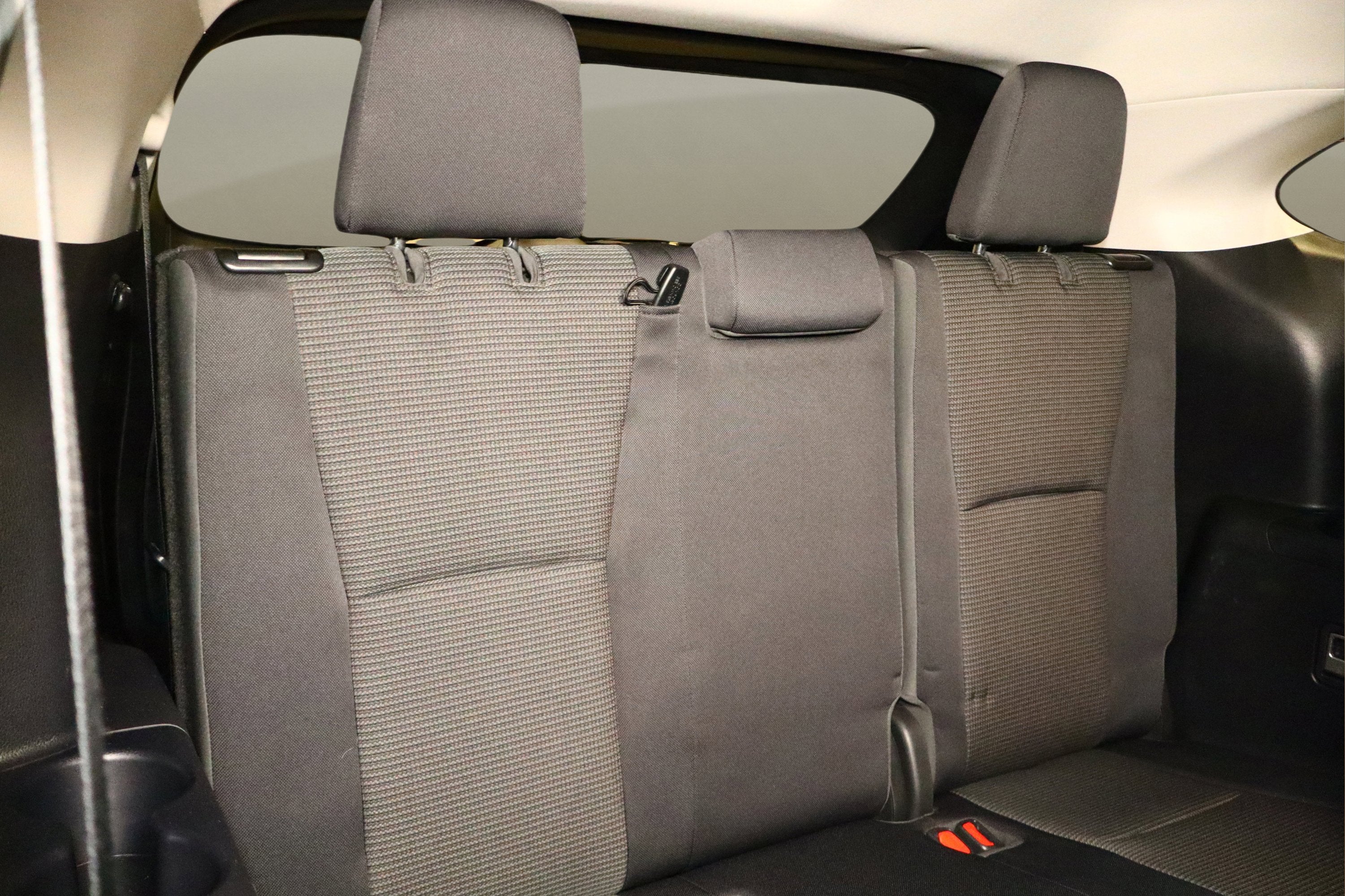 2020 Toyota Highlander LE