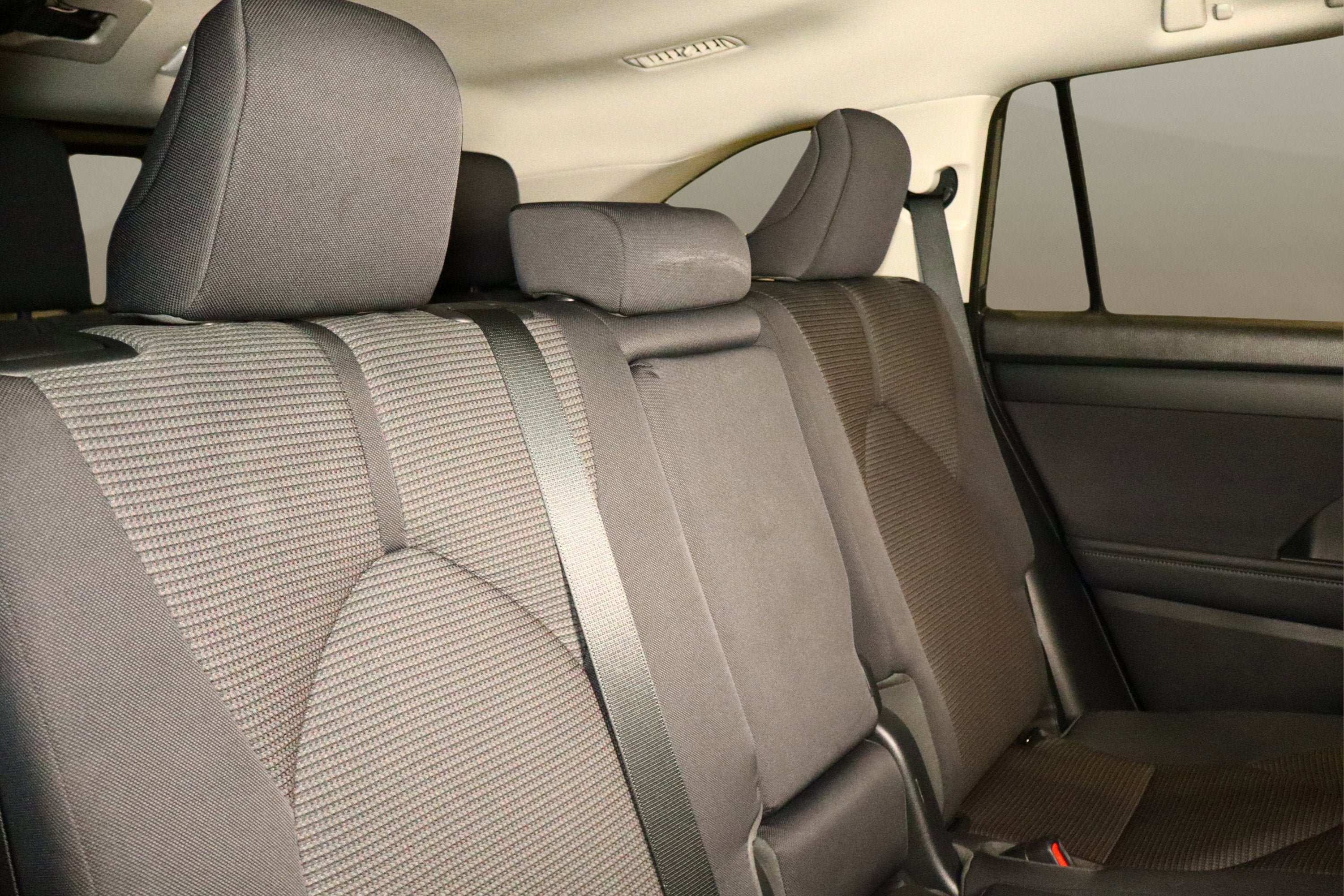 2020 Toyota Highlander LE