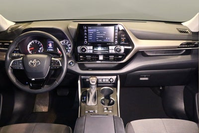 2020 Toyota Highlander LE