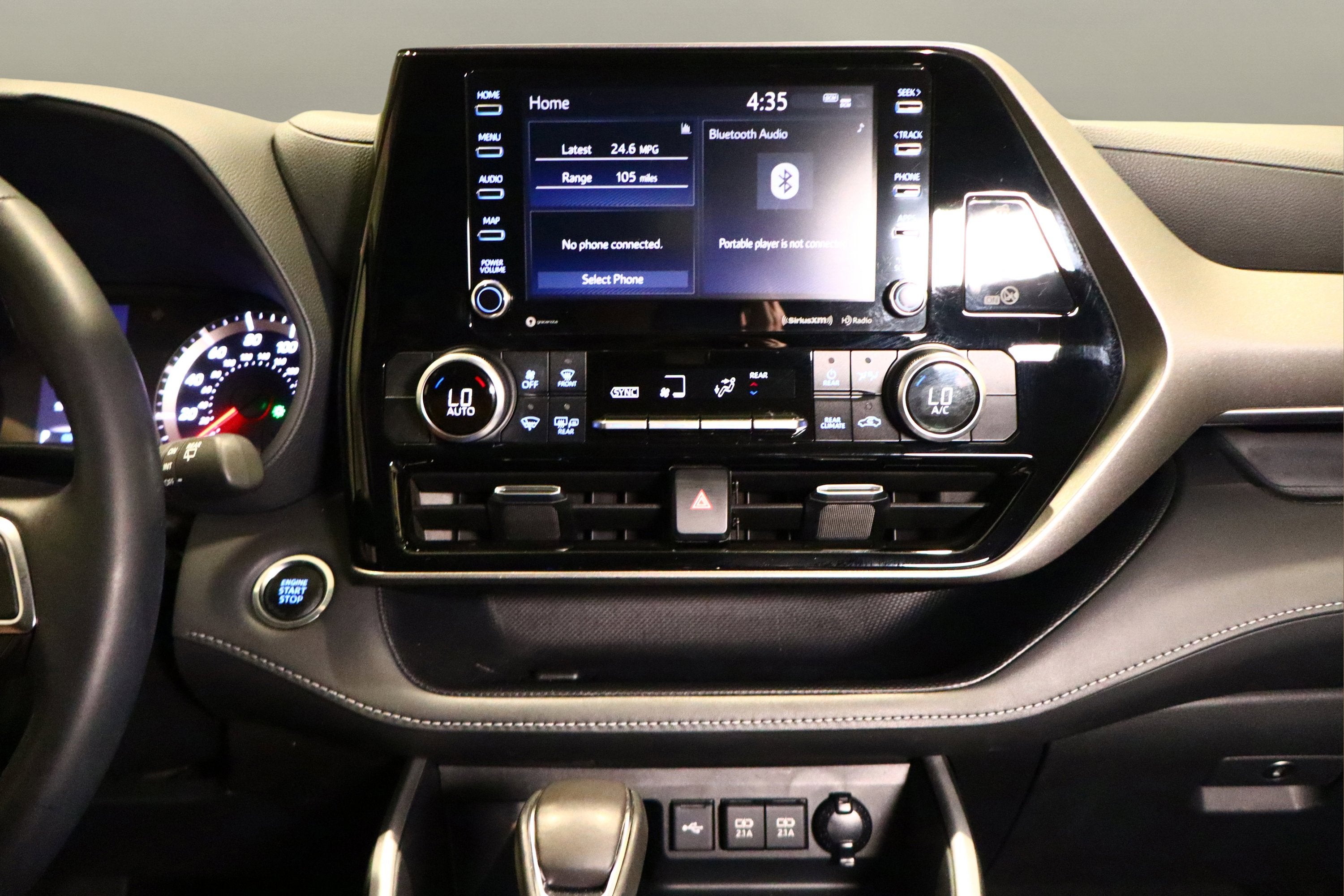 2020 Toyota Highlander LE