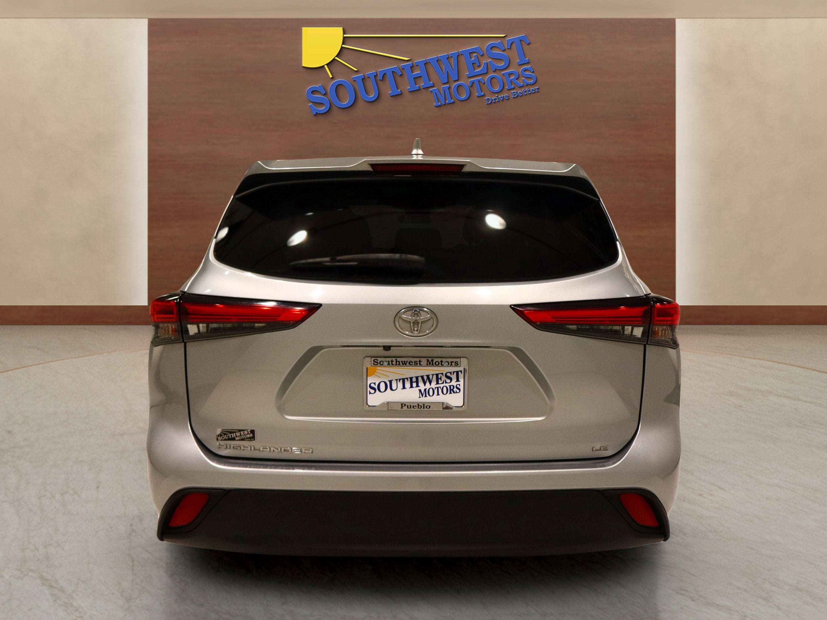 2020 Toyota Highlander LE