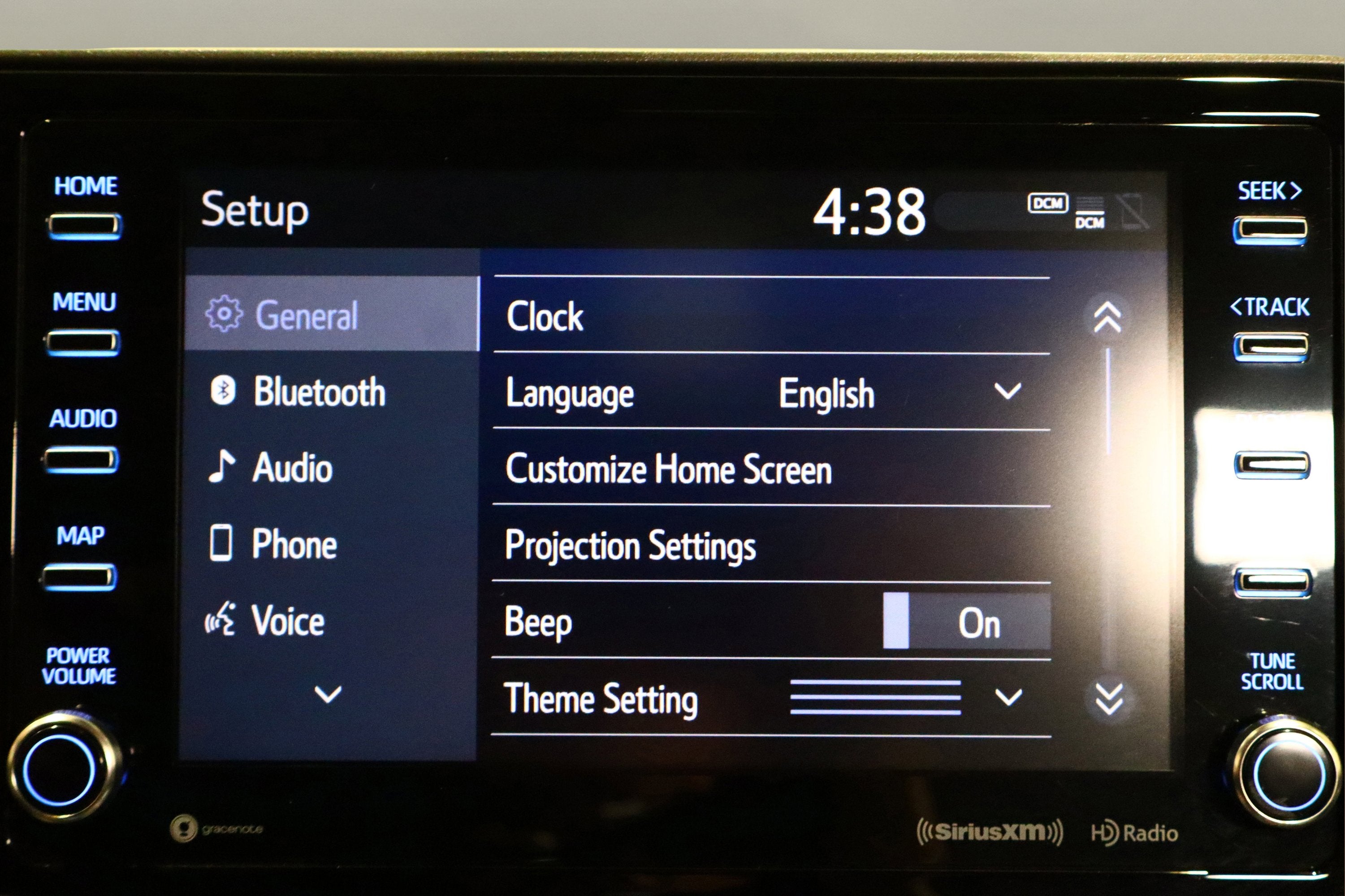 2020 Toyota Highlander LE