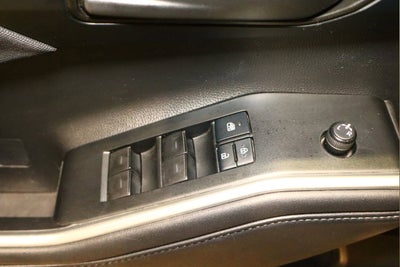 2020 Toyota Highlander LE