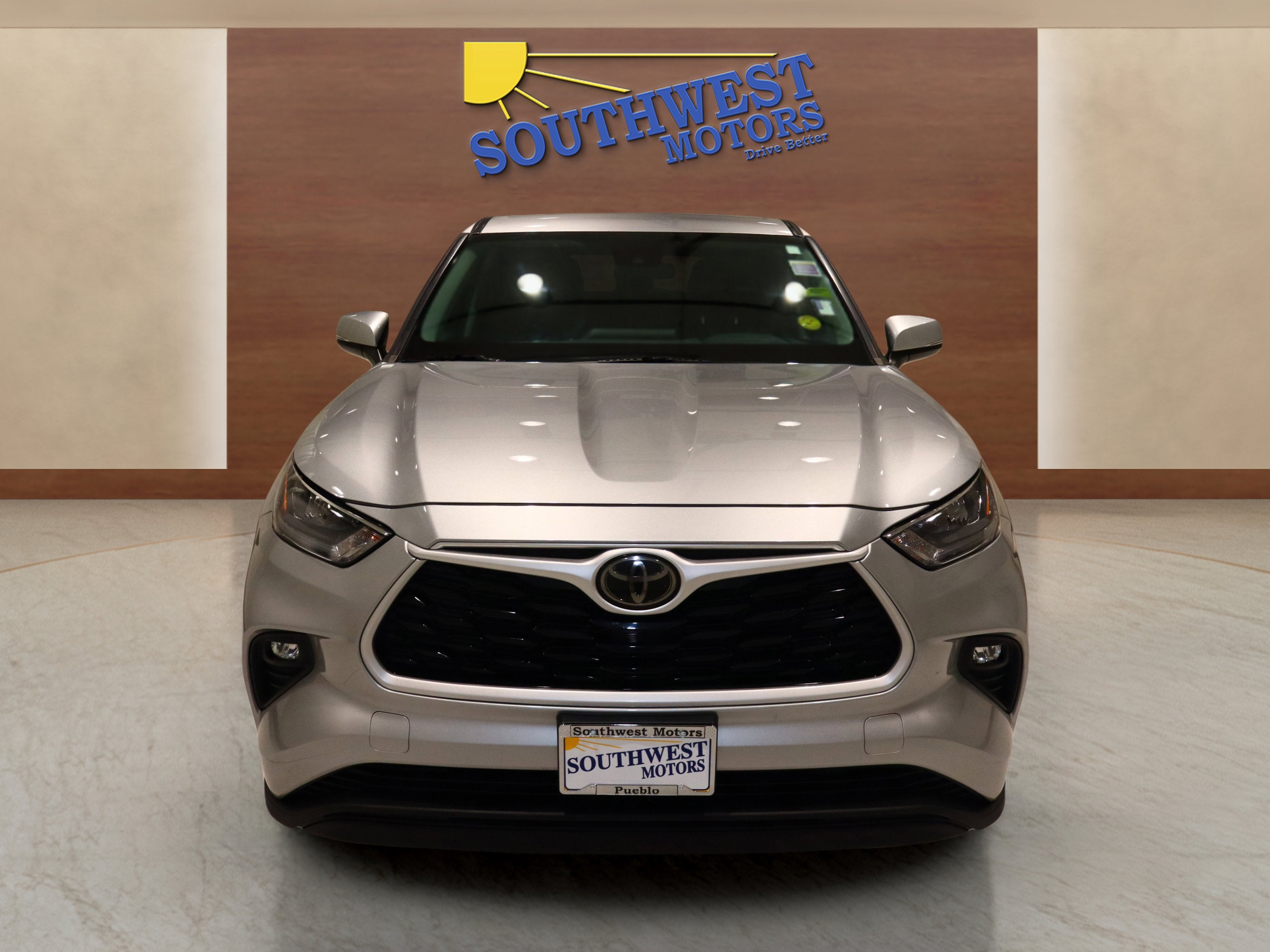 2020 Toyota Highlander LE