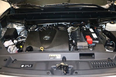 2020 Toyota Highlander LE