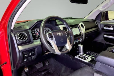 2017 Toyota Tundra 4WD SR5