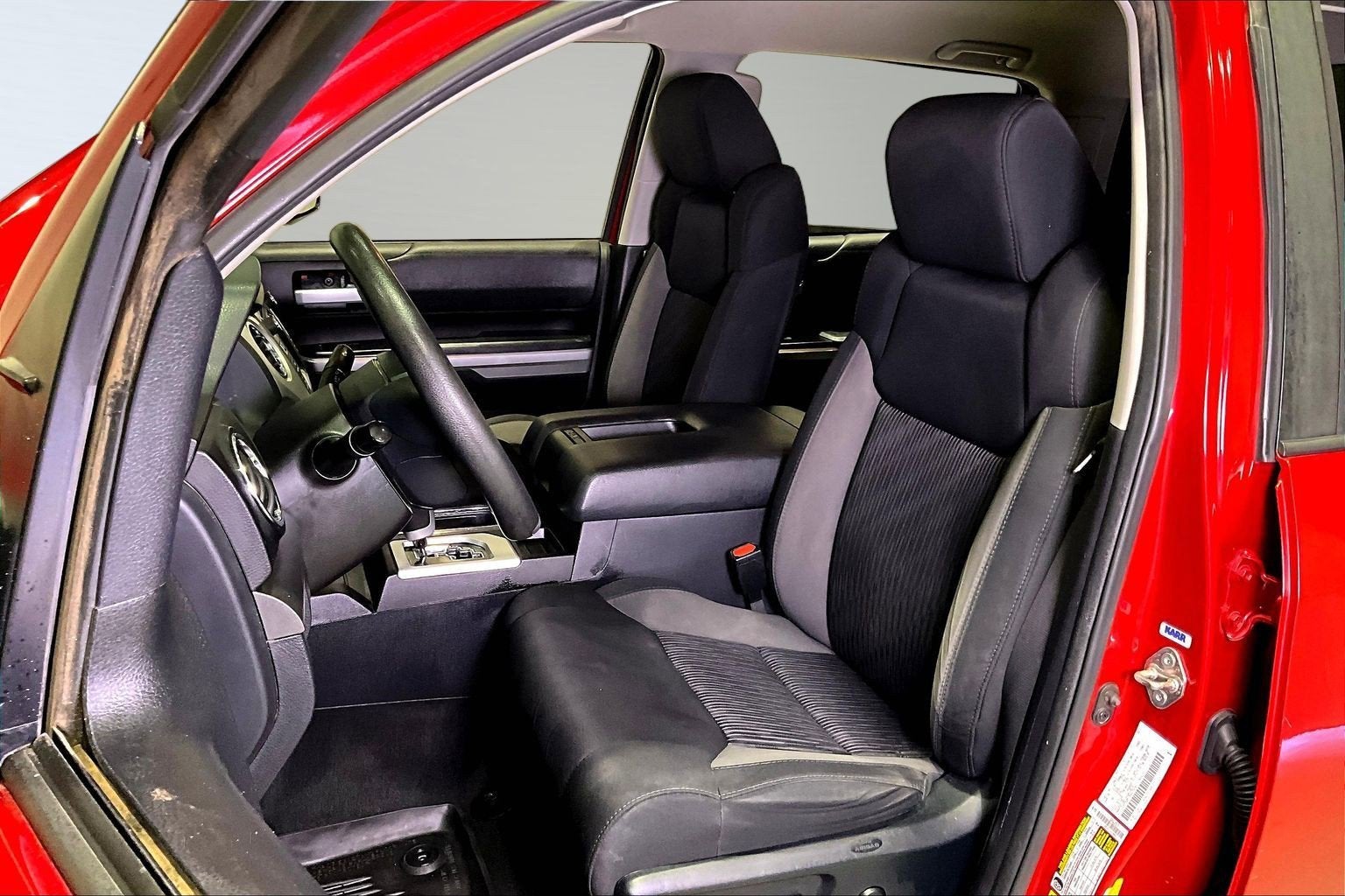 2017 Toyota Tundra 4WD SR5