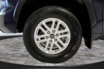 2024 Toyota Tundra 4WD SR5