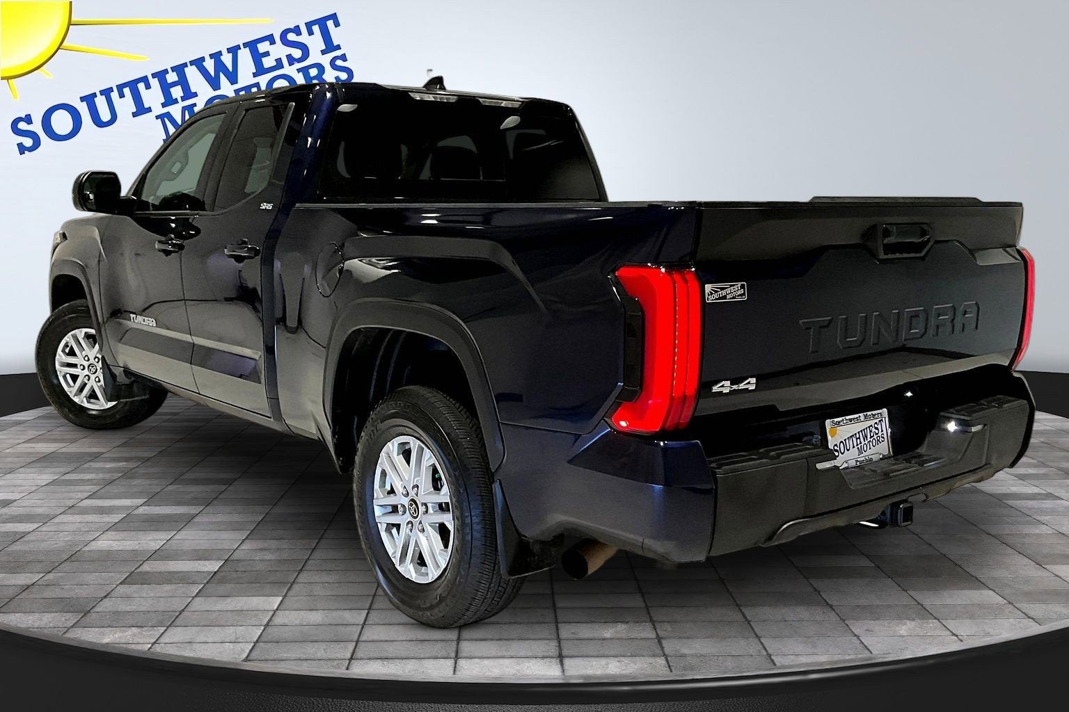 2024 Toyota Tundra 4WD SR5