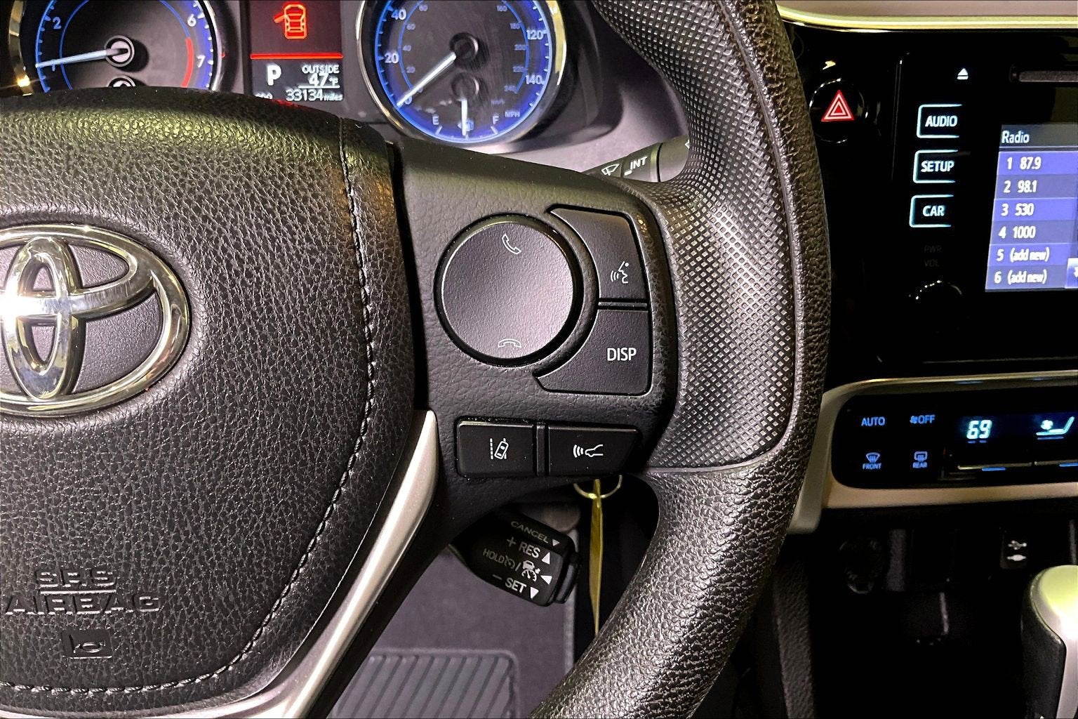 2019 Toyota Corolla LE