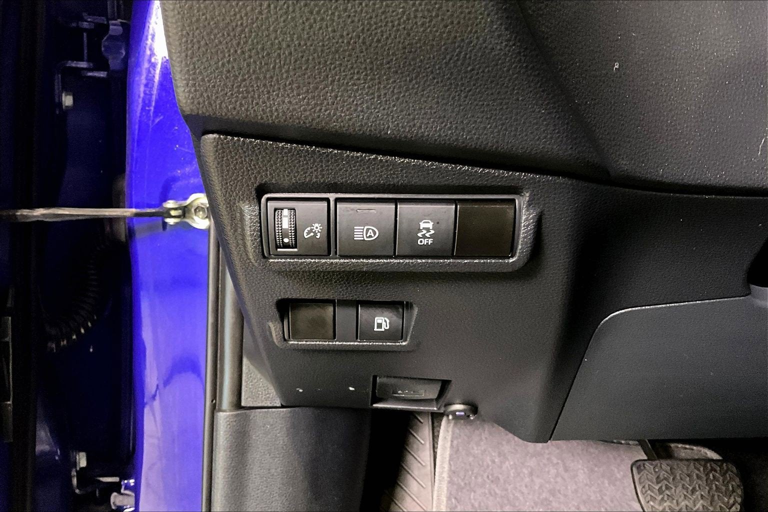 2023 Toyota Corolla Cross Hybrid XSE