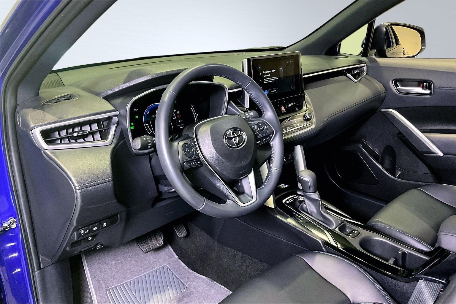 2023 Toyota Corolla Cross Hybrid XSE