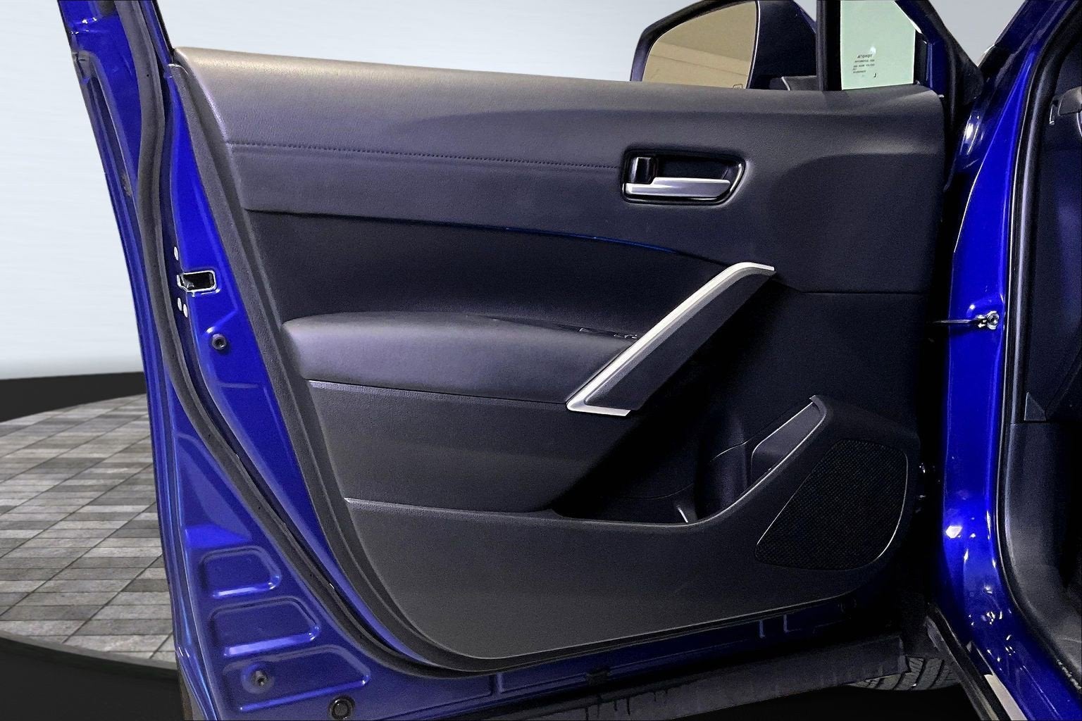 2023 Toyota Corolla Cross Hybrid XSE