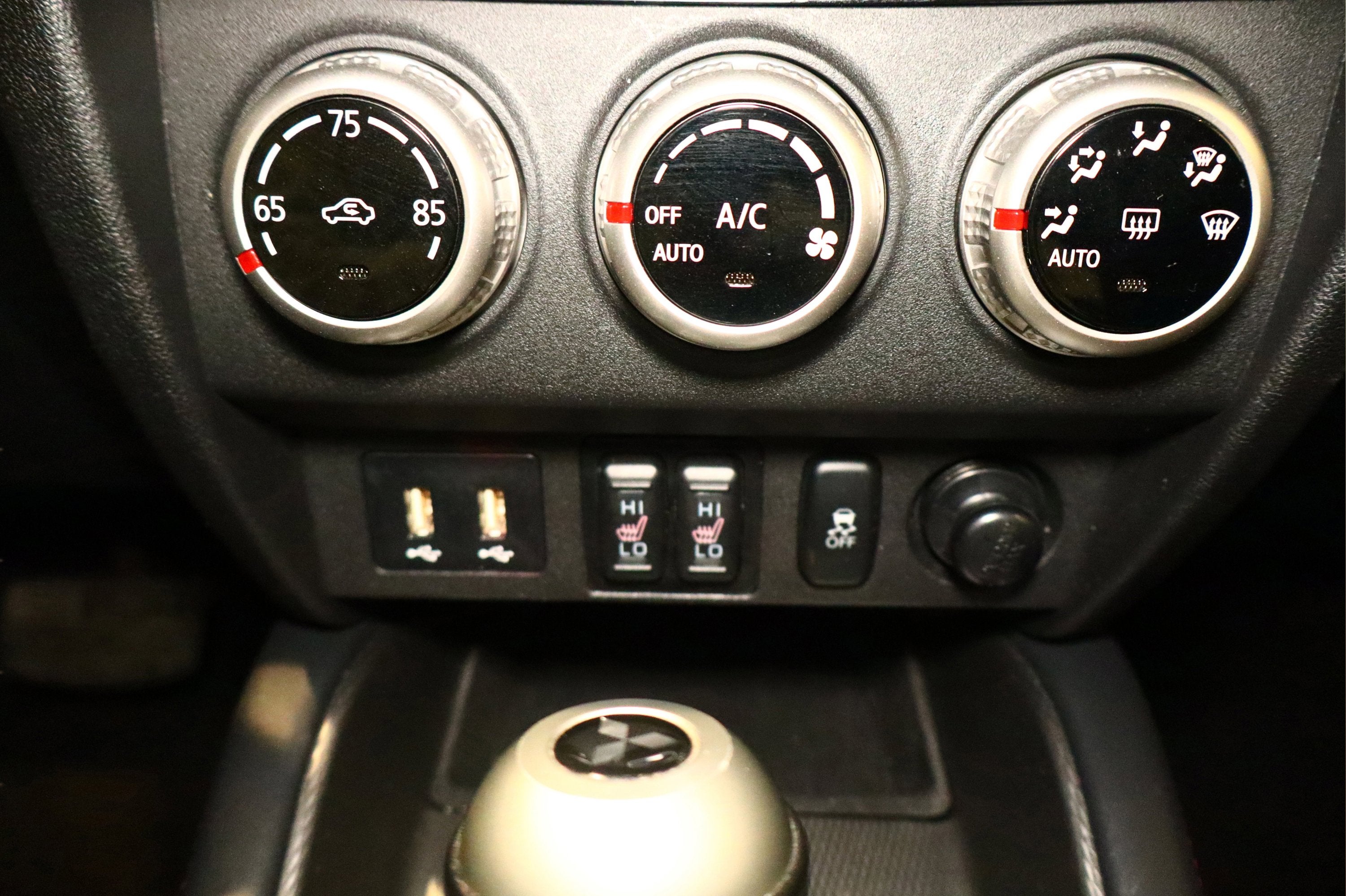 2022 Mitsubishi Outlander Sport LE