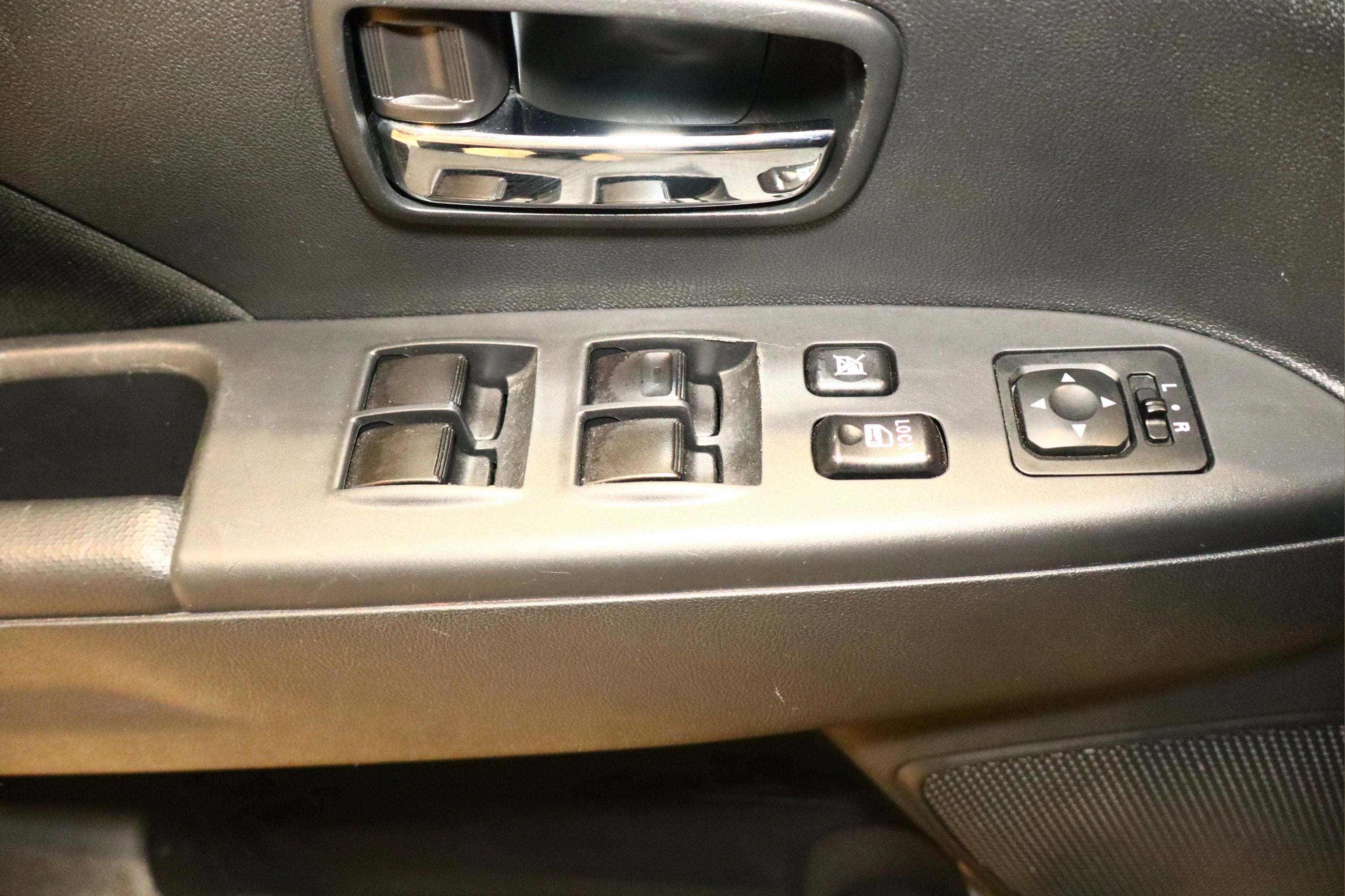 2022 Mitsubishi Outlander Sport LE