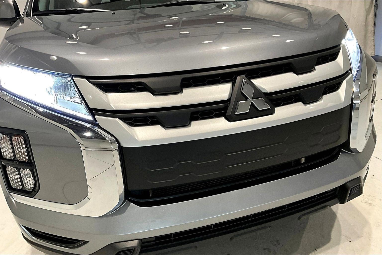 2025 Mitsubishi Outlander Sport S