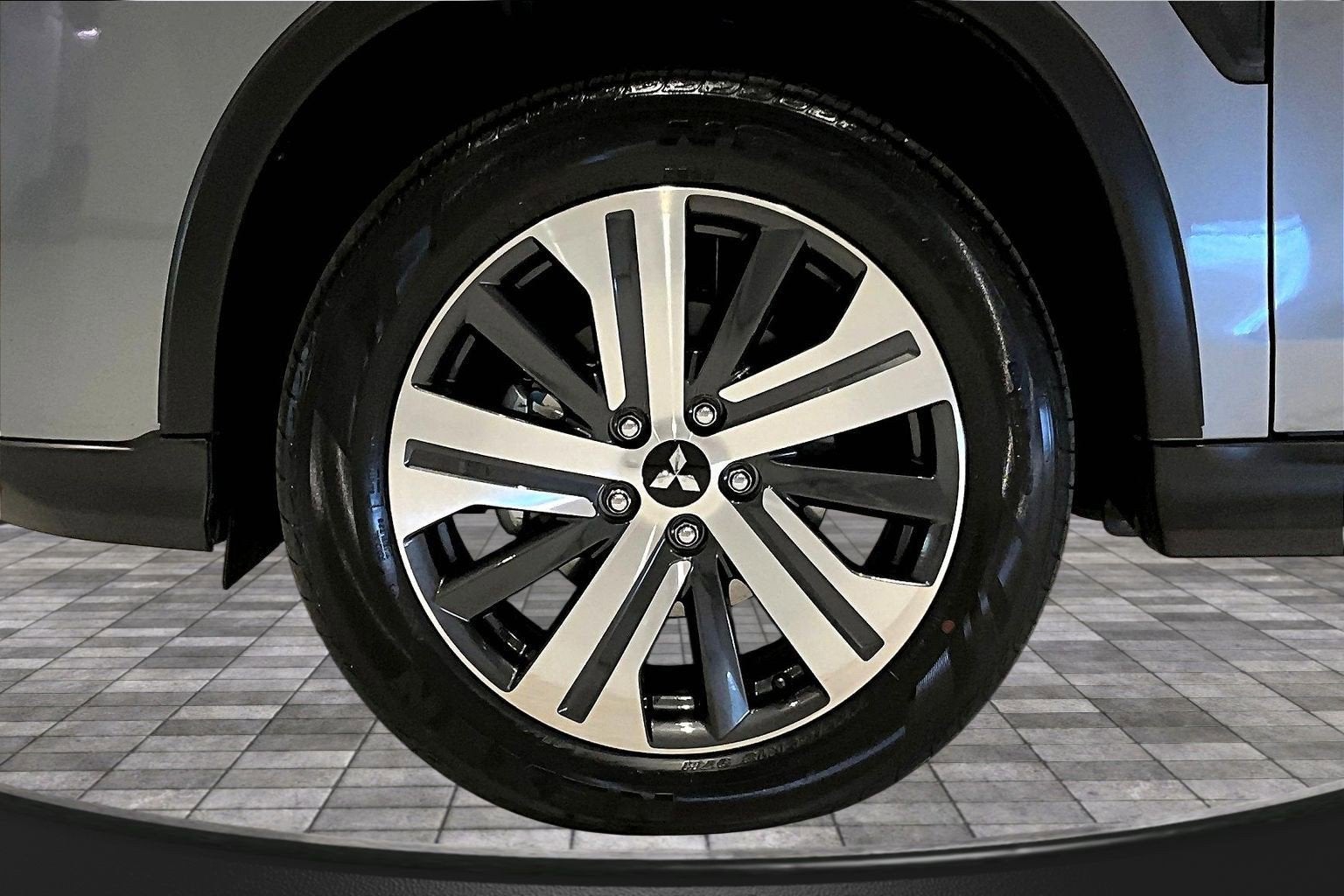 2025 Mitsubishi Outlander Sport S