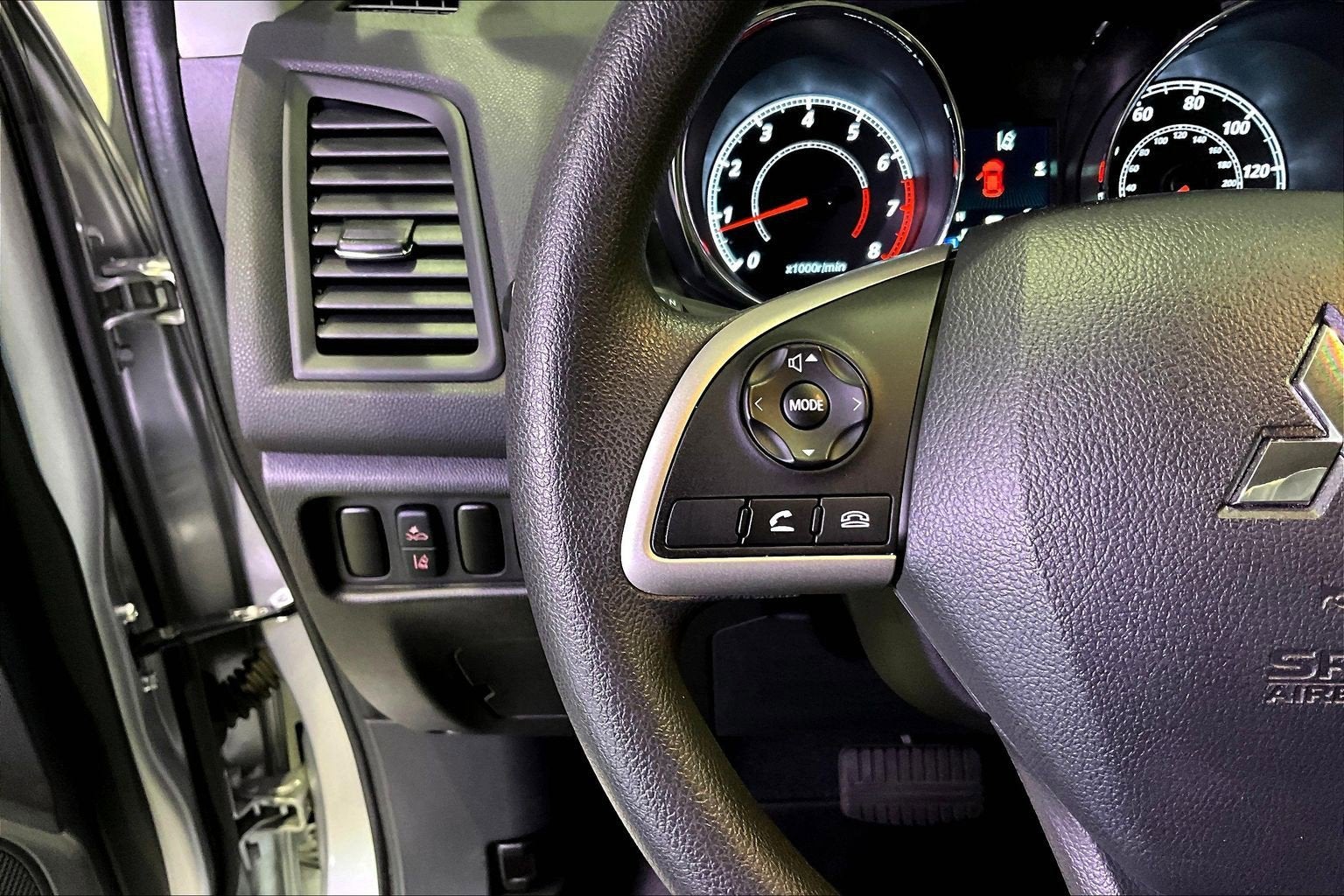 2025 Mitsubishi Outlander Sport ES