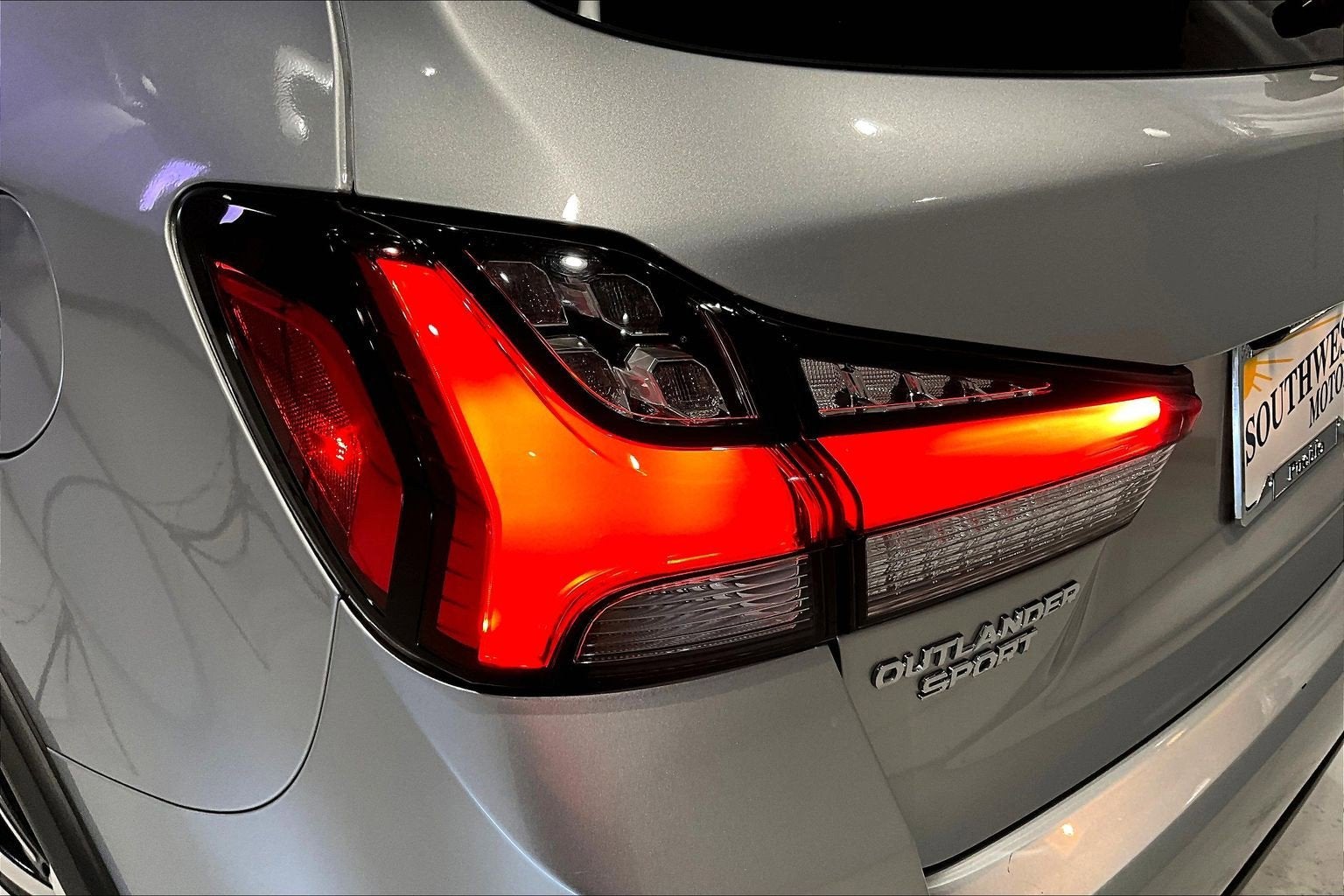 2025 Mitsubishi Outlander Sport ES